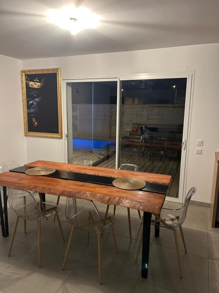 Aux portes de bordeaux Maison cocooning avec Piscine spa chauffé photo 2