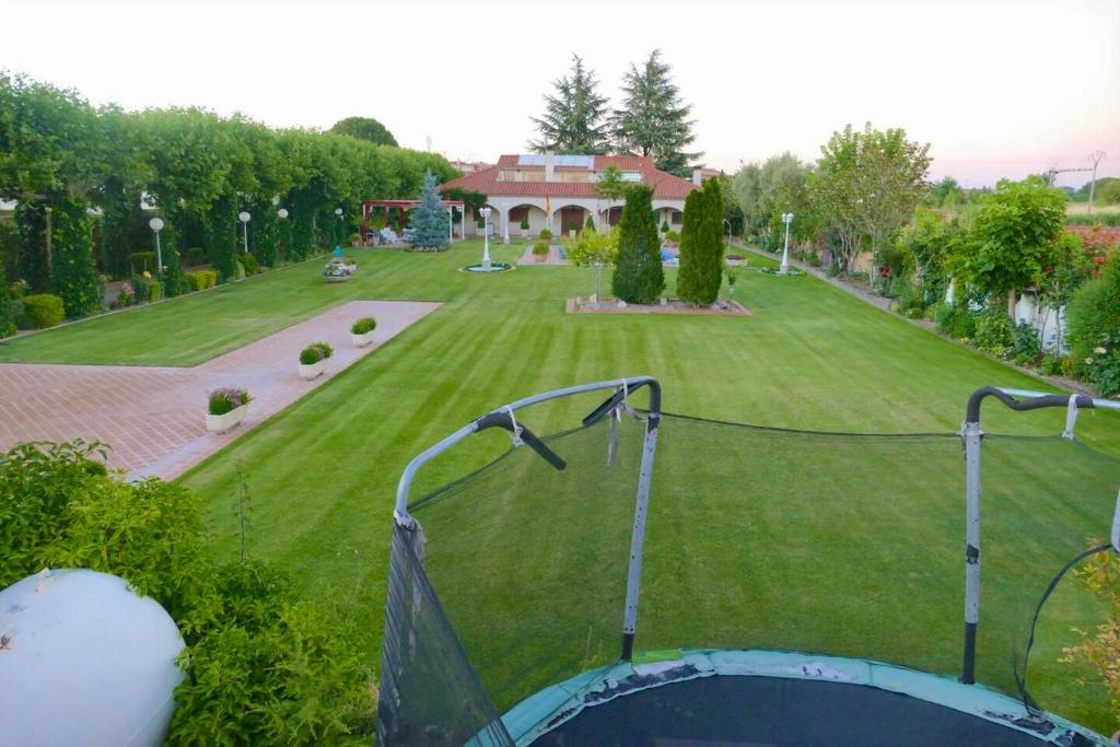 5 bedrooms house with private pool jacuzzi and terrace at Salamanca photo 4