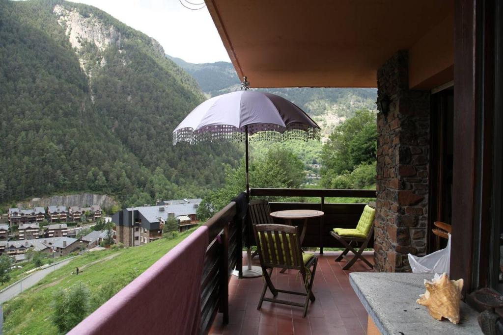 2 bedrooms appartement with terrace and wifi at Arinsal photo 3