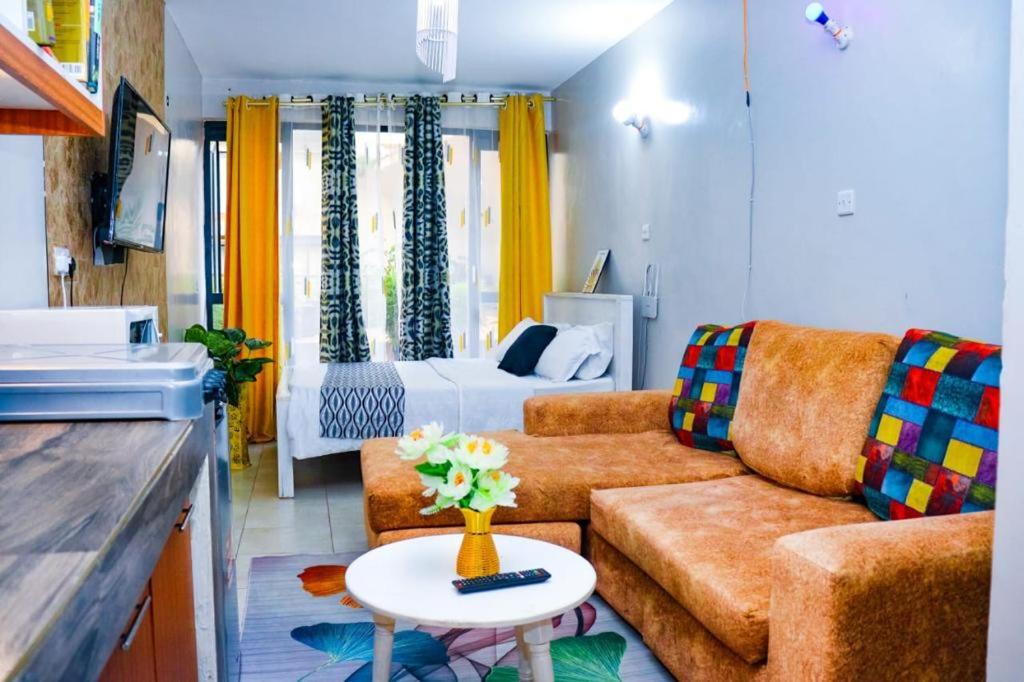 KiKat FURNISHED STUDIO APARTMENTS photo 1