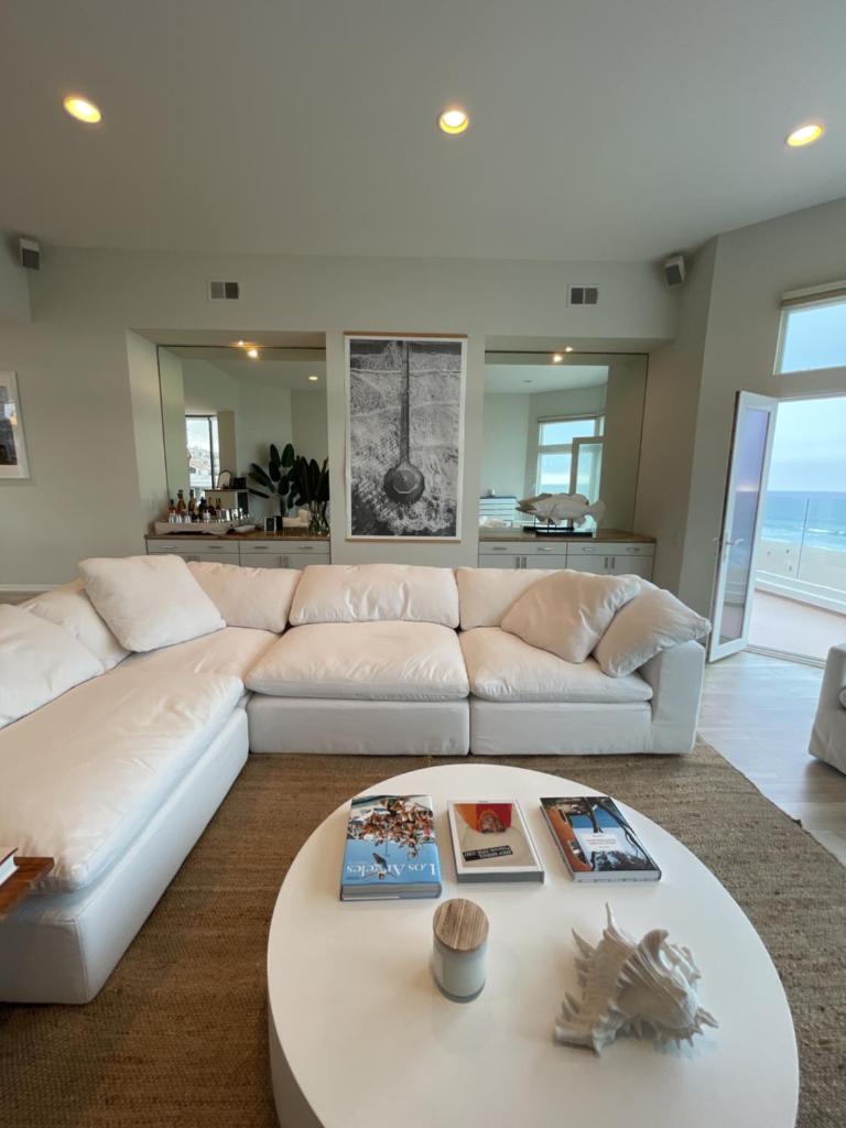 Ocean Front Top Floor Spacious 4 Bedroom Beach Home photo 4
