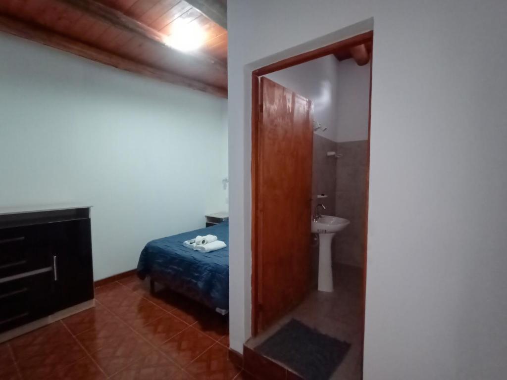 Hostal Benjamin photo 3