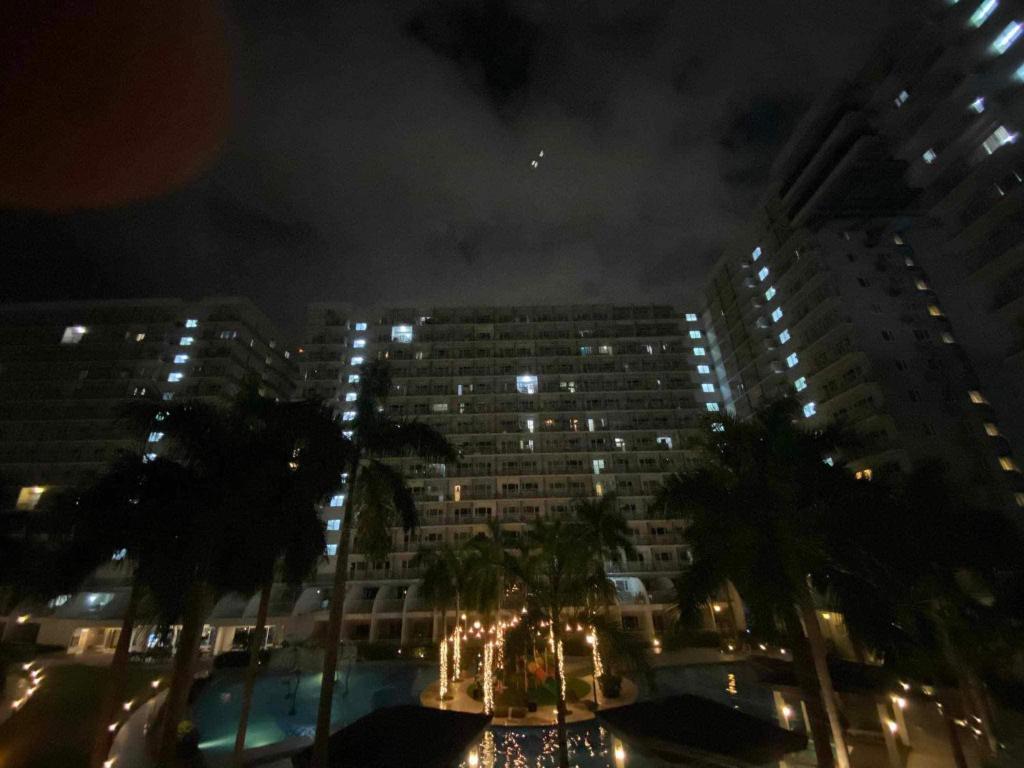 Triple 3D Shell Residences, Metro Manila