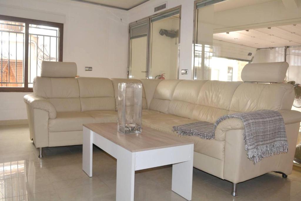 5 bedrooms house with private pool jacuzzi and terrace at Xirles photo 4