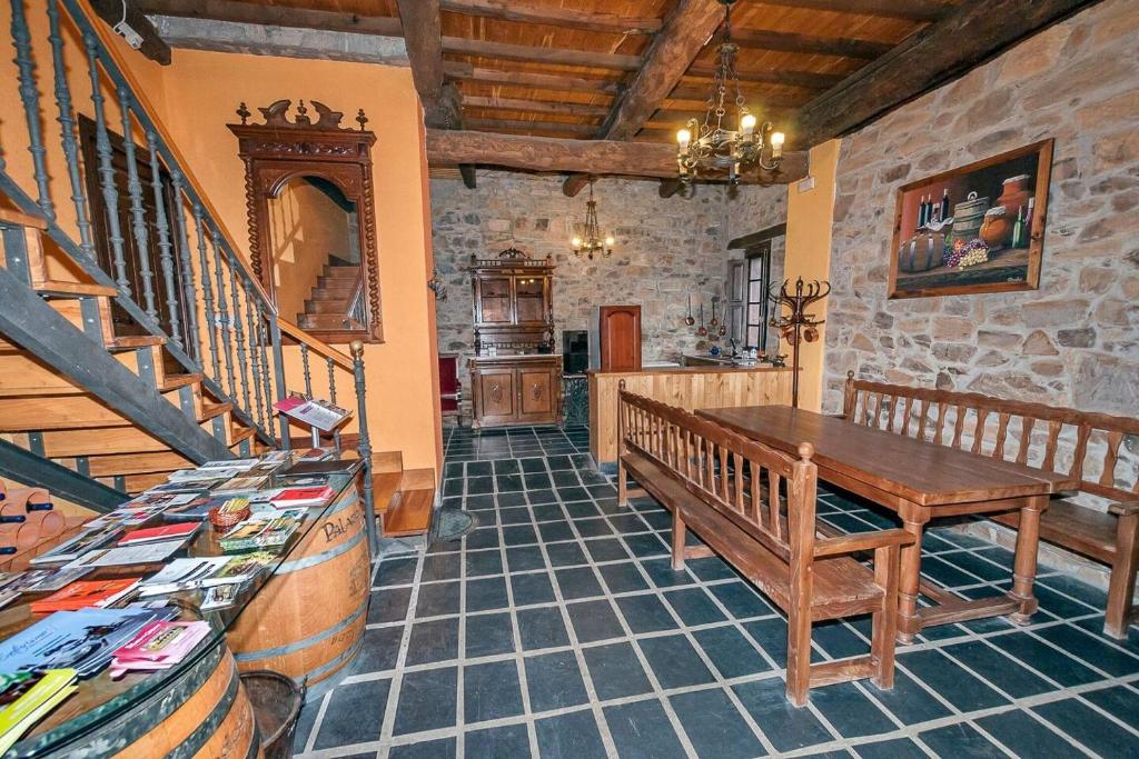 3 bedrooms chalet with shared pool terrace and wifi at San Juan de la Mata photo 3