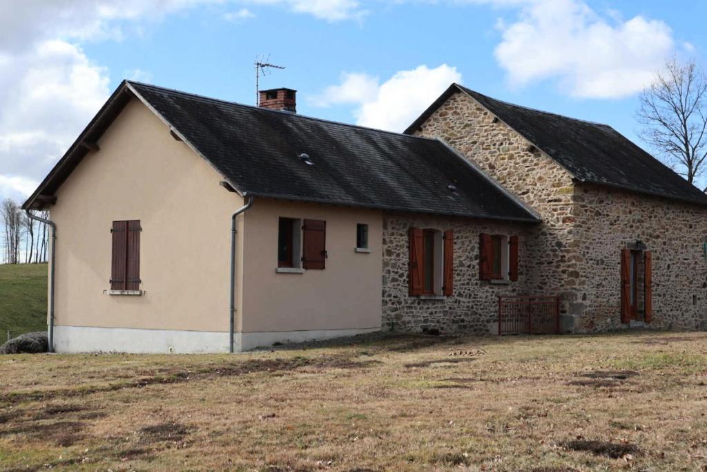 Gîte de France à Chamberet 3 épis - Gîte de France 4 personnes 374 photo 1
