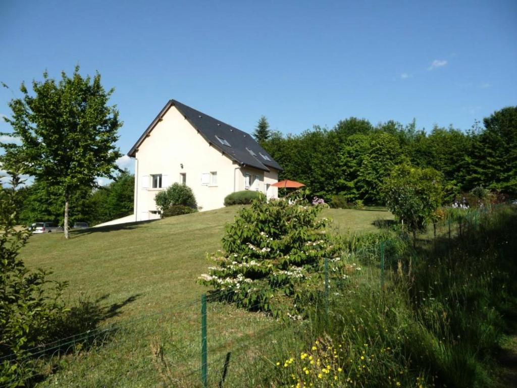 Gîte de France Les pouges 3 épis - Gîte de France 6 personnes 594 photo 1