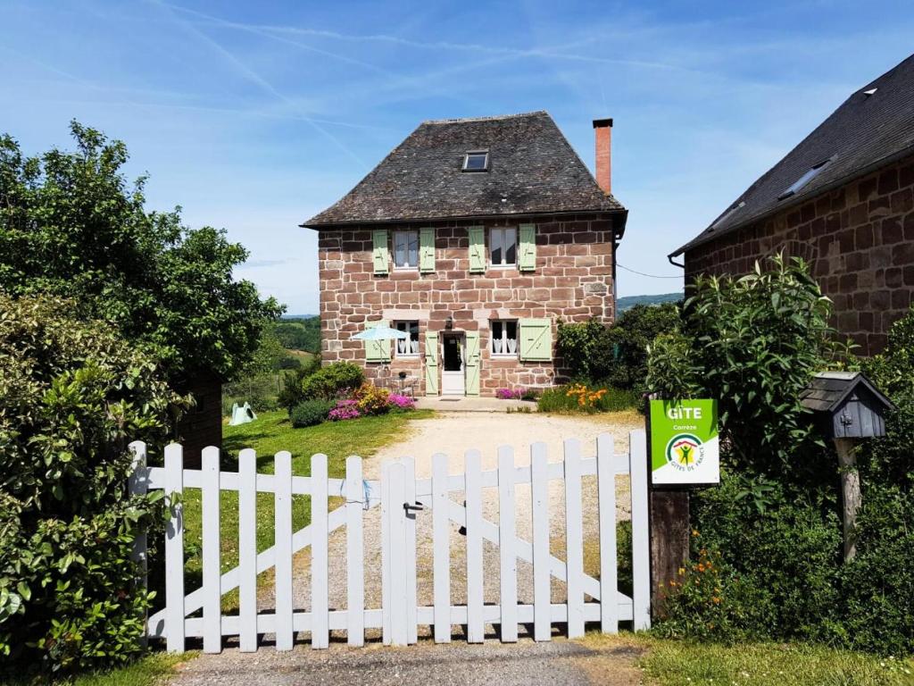 Gîte de France à Ussac 3 épis - Gîte de France 8 personnes 604 photo 1