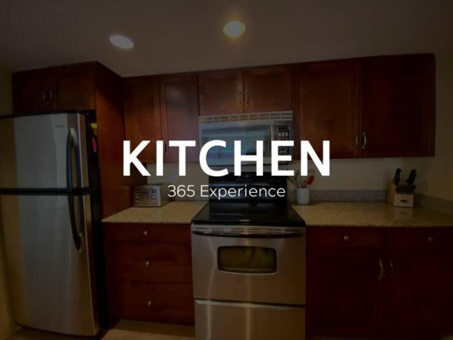 Spacious Waterfront Apt #801 with AC photo 3