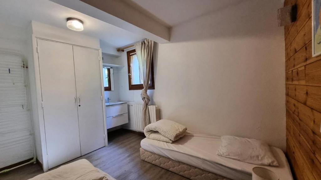 Le Chalet - Appartements pour 4 Personnes 174 photo 3