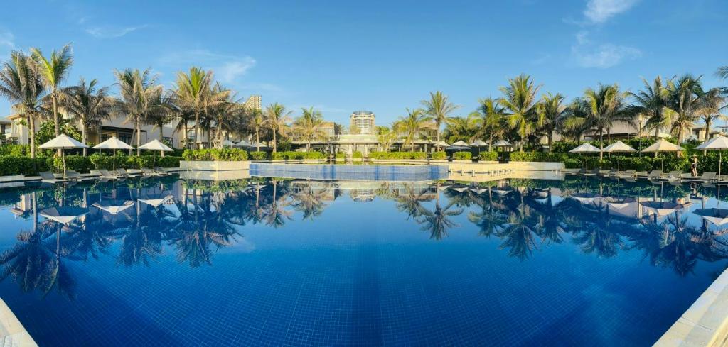 HOFs Pool Villa Cam Ranh