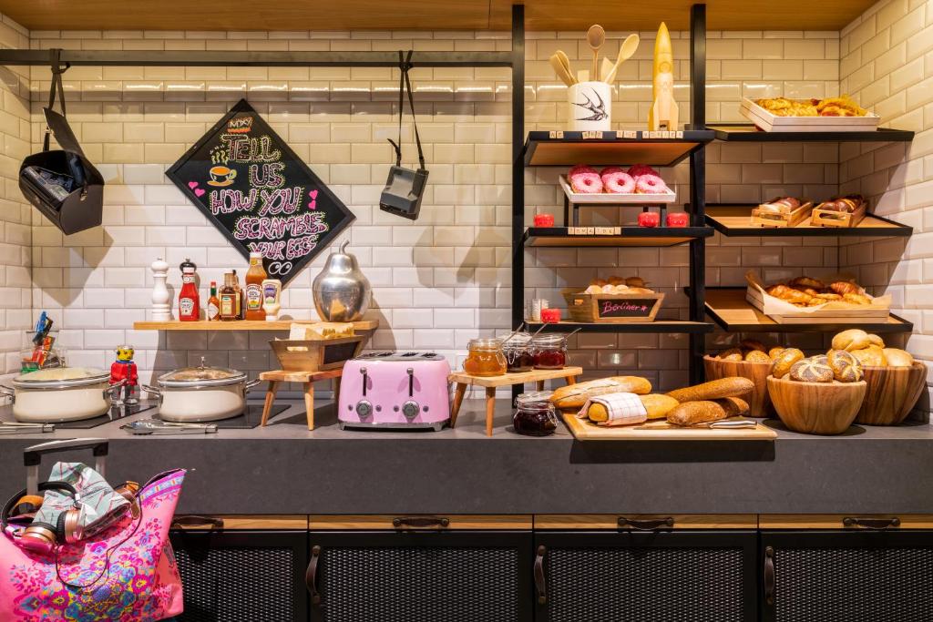 Moxy Munich Messe photo 1