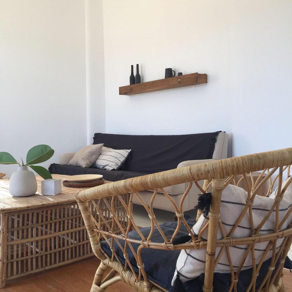 Beachfront Antiparos Apartment | 2 Bedrooms | Apartment Niamos | Beautiful Sea Views | Agios Georgios photo 3