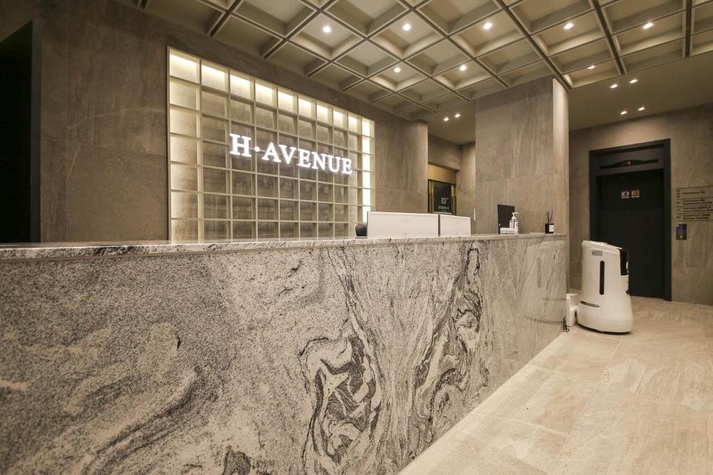 H Avenue Hotel Sangmu Branch photo 3