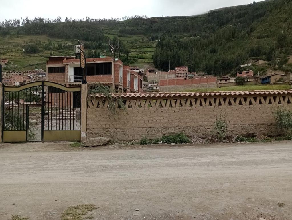 PAUCARTAMBO HOTEL - LODGE PIEDRA GRANDE