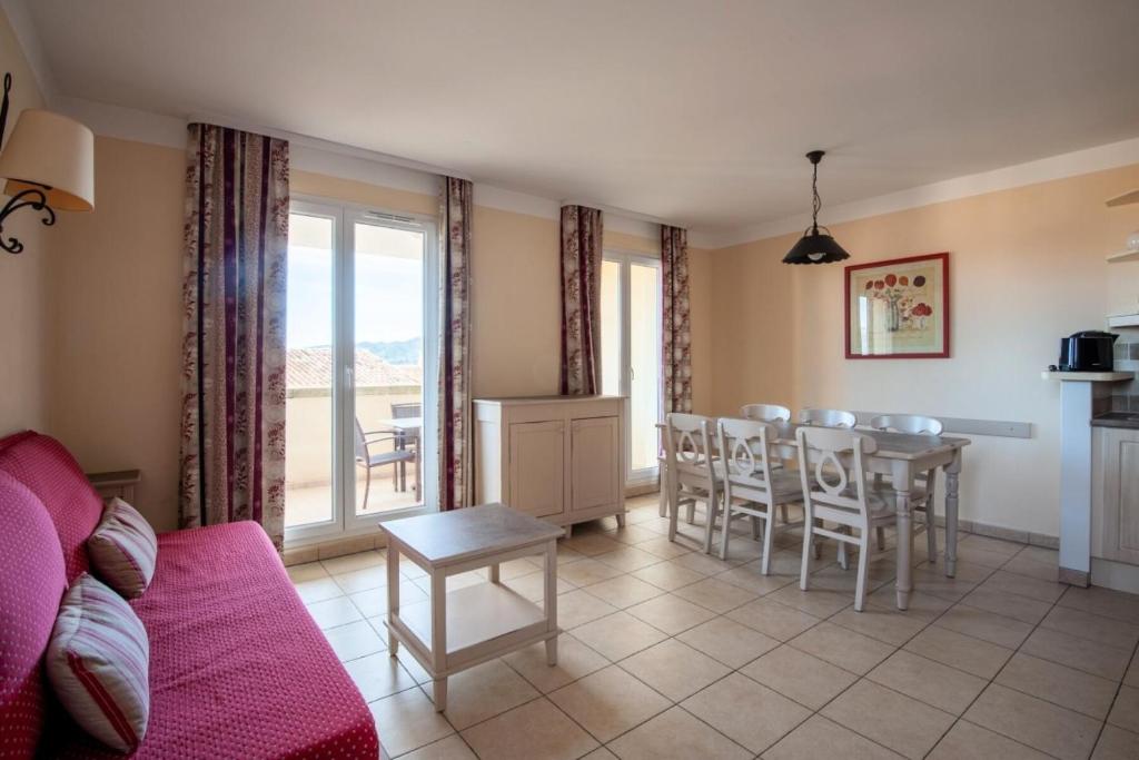 Les Coteaux de Pont Royal en Provence - maeva Home - Appartement 3 Pièces 6 81 photo 3