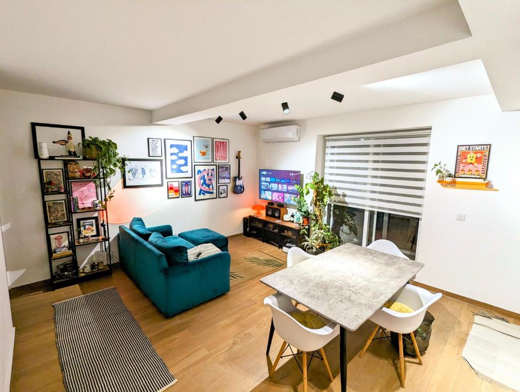 The Green Apartment - Central Malta - 2 Bedrooms, 2 Bathrooms