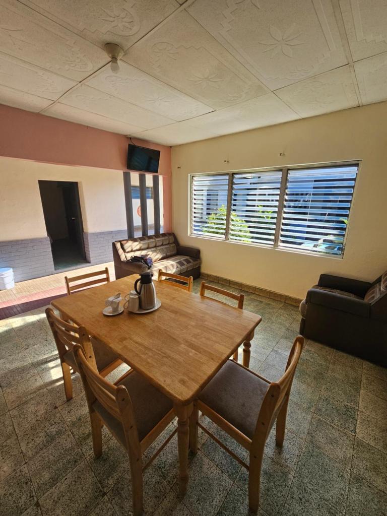 Casa 25 hostal y cafe photo 3