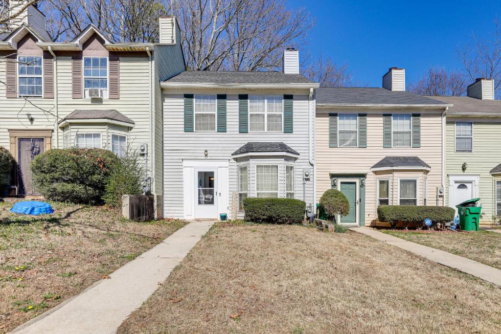 Georgia Townhome - 3 Mi to Stone Mountain Park! photo 1