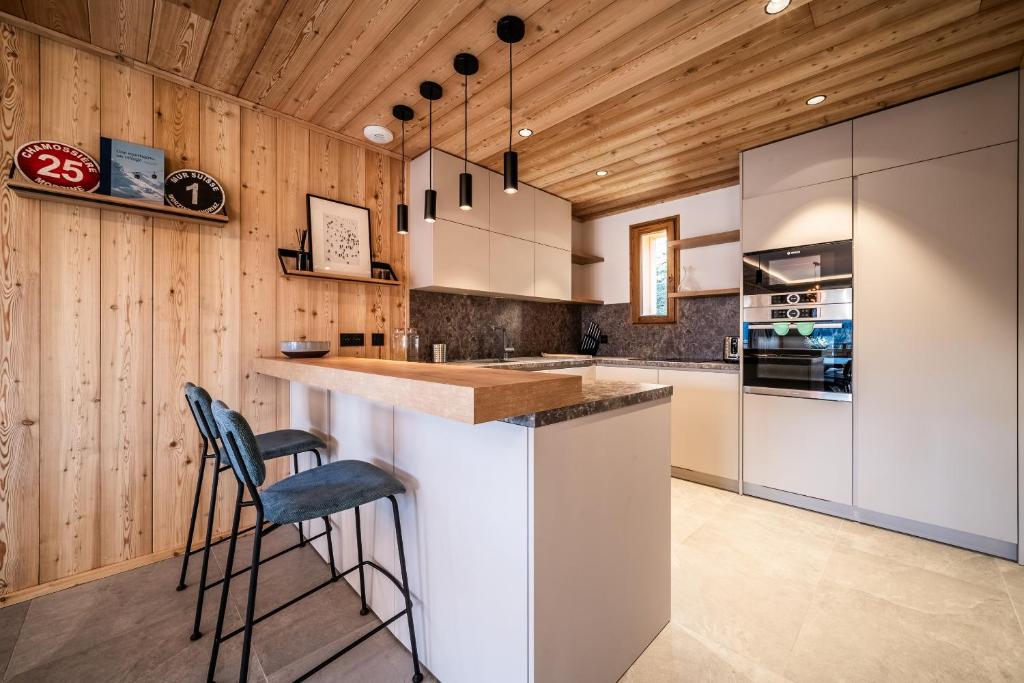 Chalet Bellatrix Morzine - by EMERALD STAY photo 4