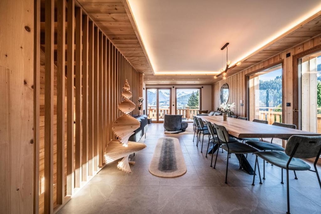 Chalet Bellatrix Morzine - by EMERALD STAY photo 1