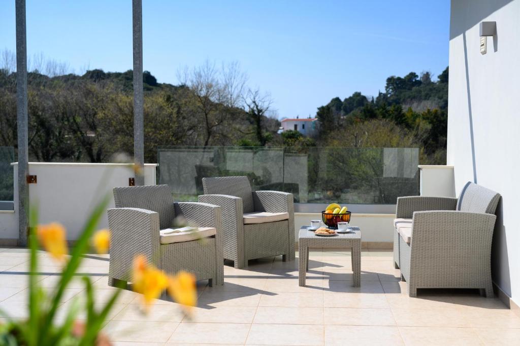 Aliki`s Luxury Suite with view, pet friendly! photo 1