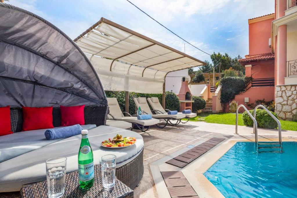 Villa Romanza Alpha photo 3