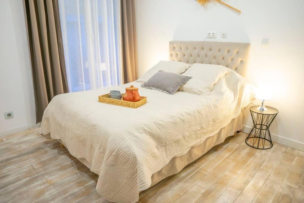 Loft chaleureux en face du Beffroi - centre-ville