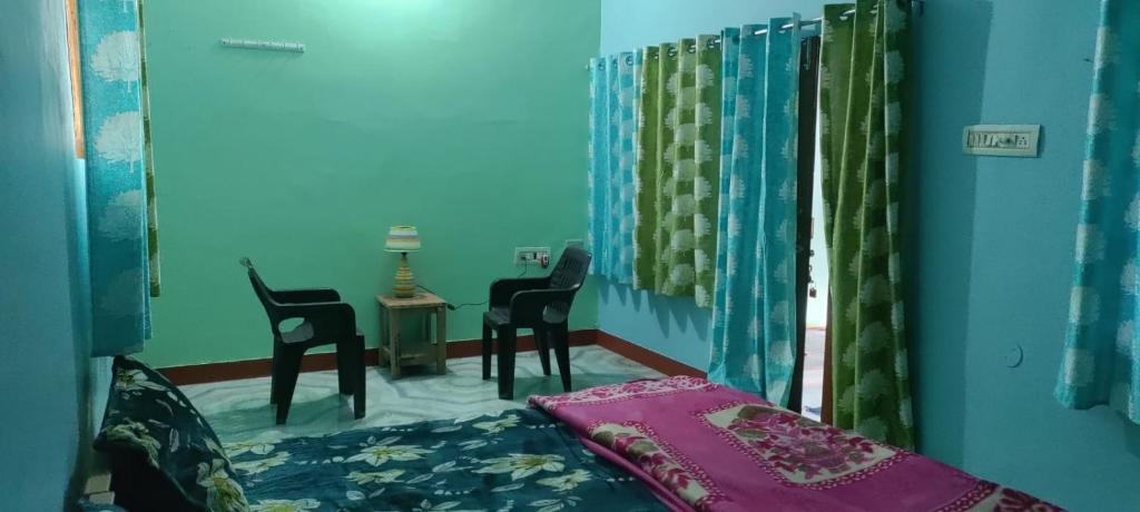 cheerful home stay