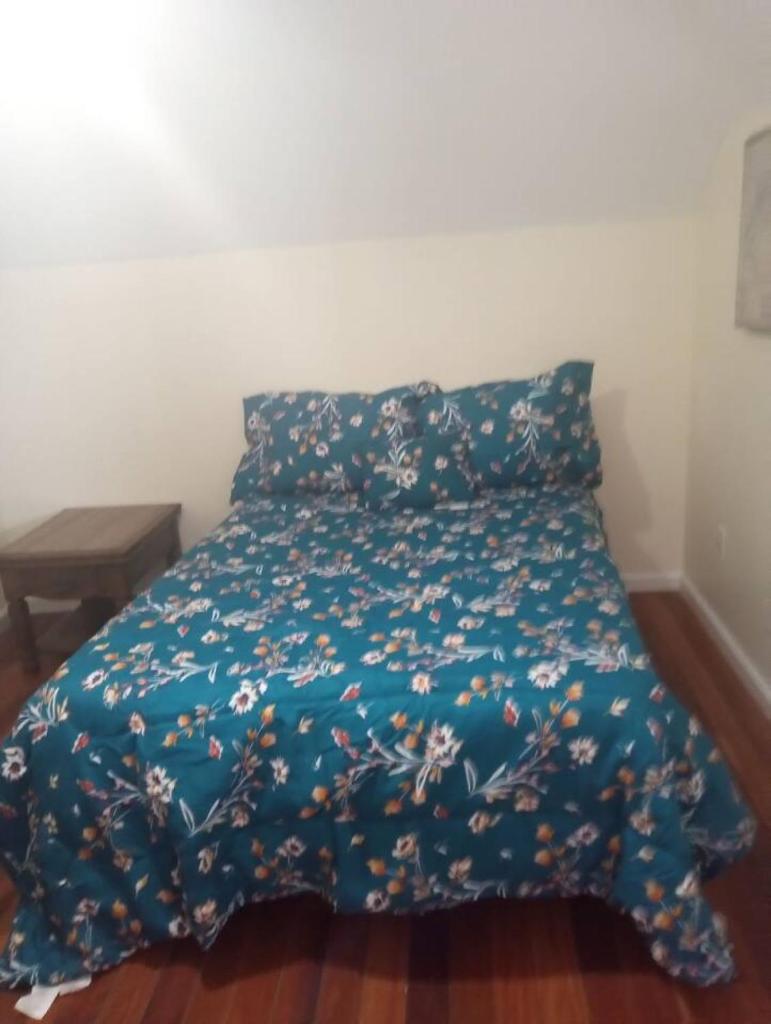 a nice one bedroom free parking image