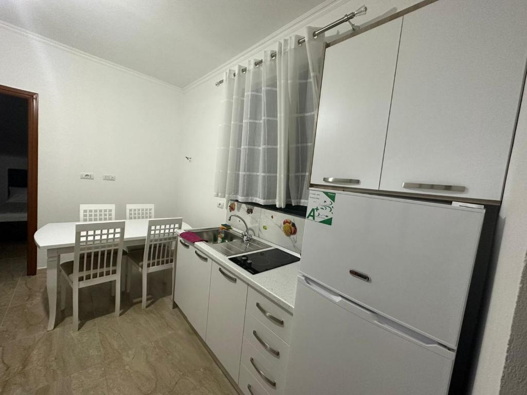 Kleidi's home photo 4