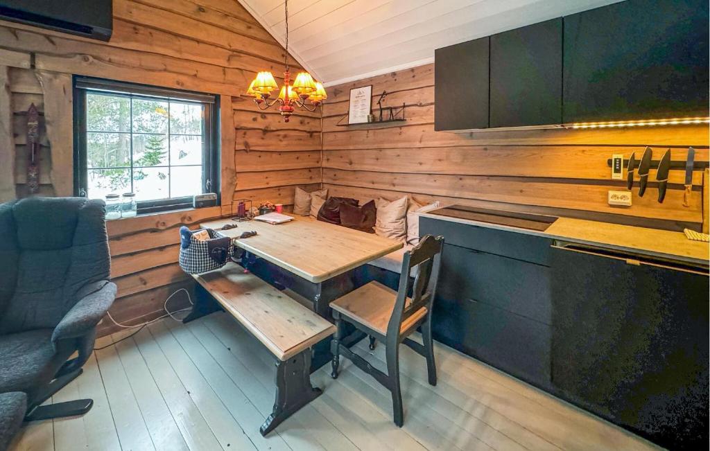 Awesome Home In seral With Wifi photo 4