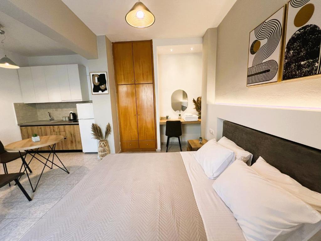 Ilias Nest 1 photo 2