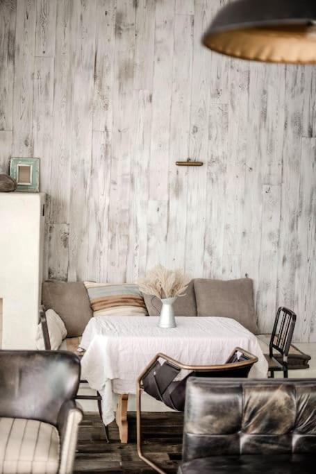 Award-winning cottage on lake Thun- New photo 3