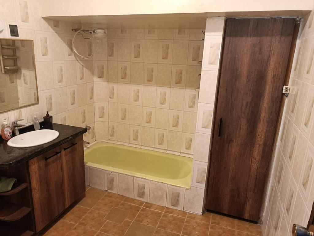 Departamento Encinas photo 2