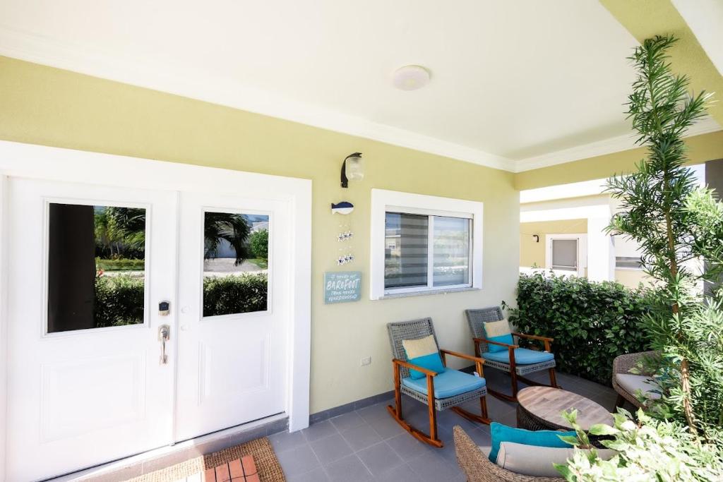 Coastal Paradise at Marina Villas photo 2