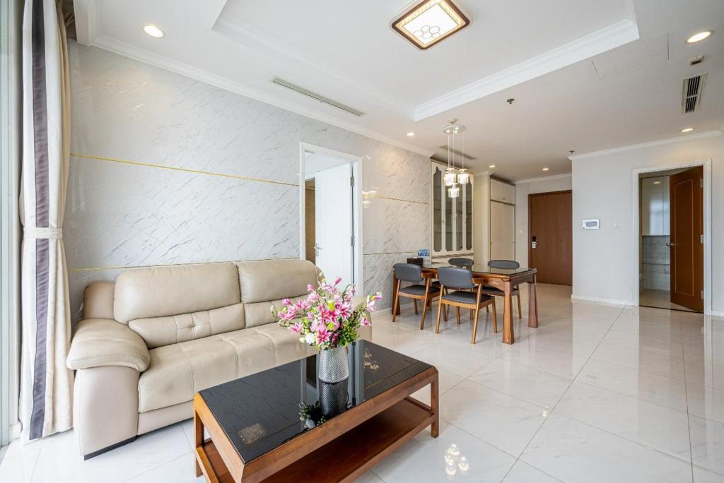 3 Bedrooms with Landmark 81 view