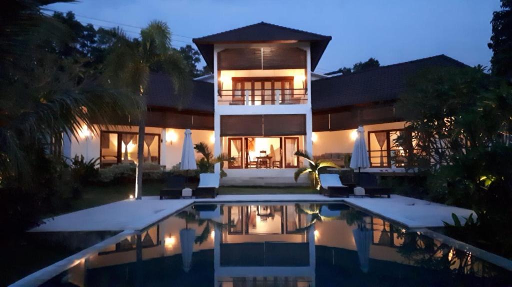 Lovina Paradise photo 1