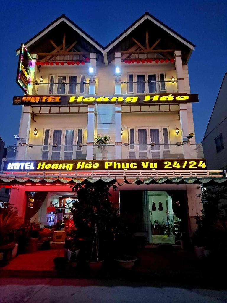 Khách sạn Hoàng Hảo