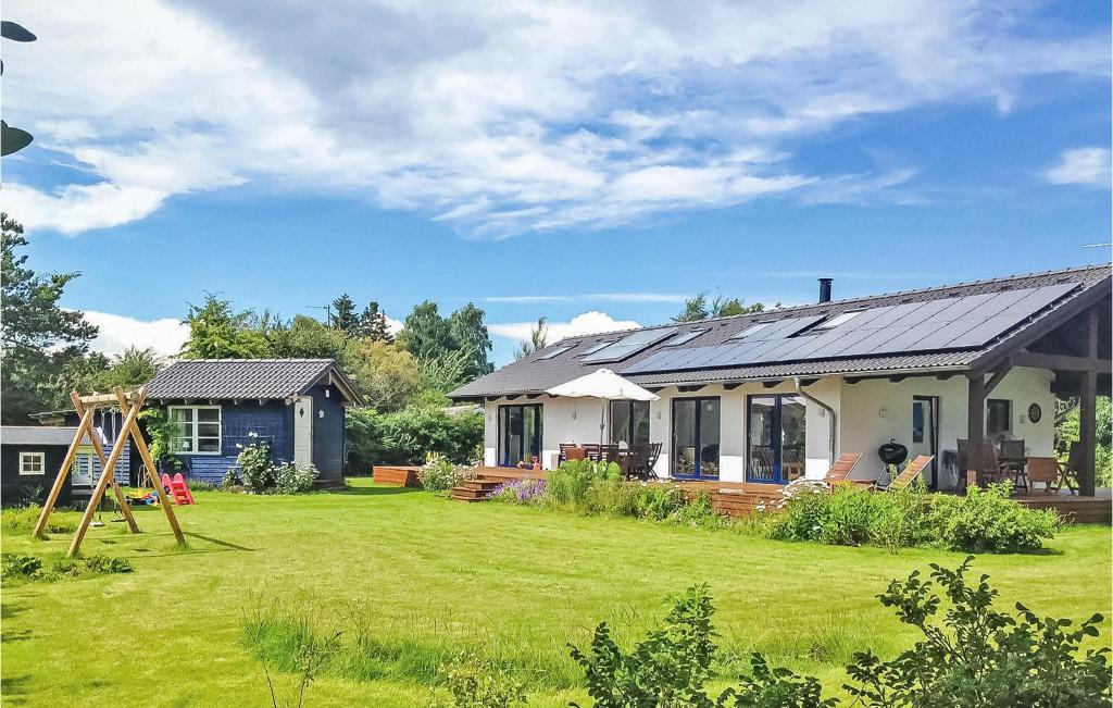 Amazing Home In Ask With 4 Bedrooms And Wifi