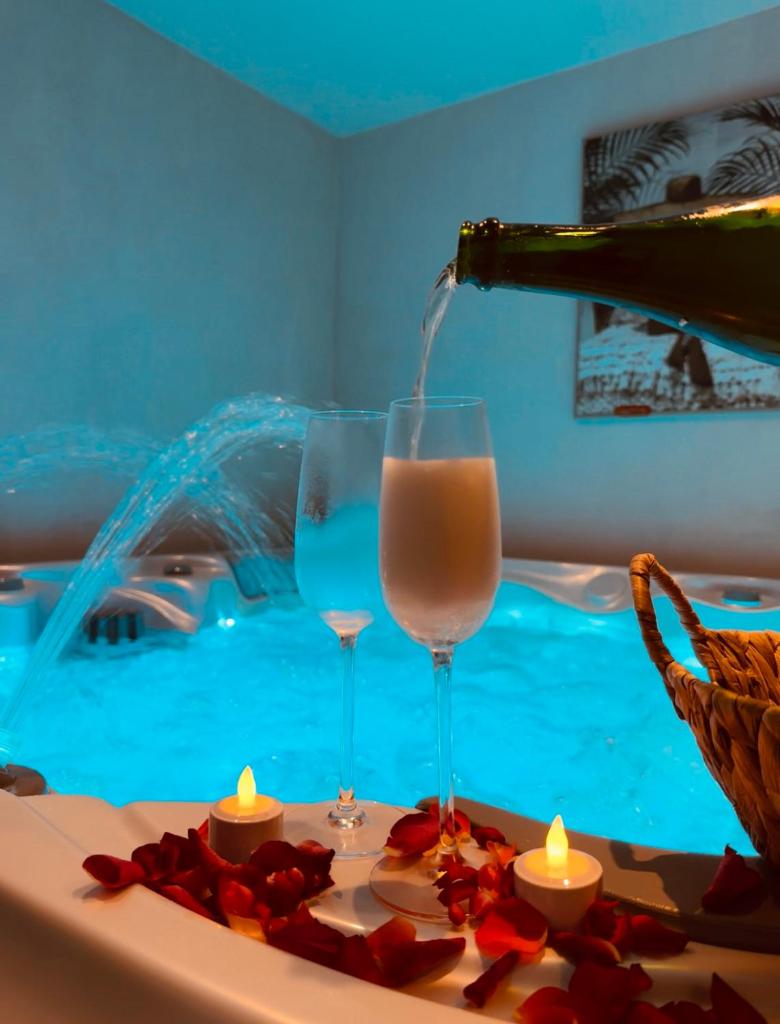 LoveRoom, La suite de l’extase photo 2