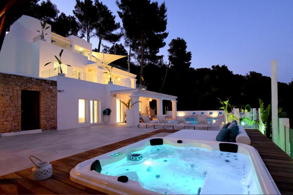 Teodoro - Ibiza photo 3