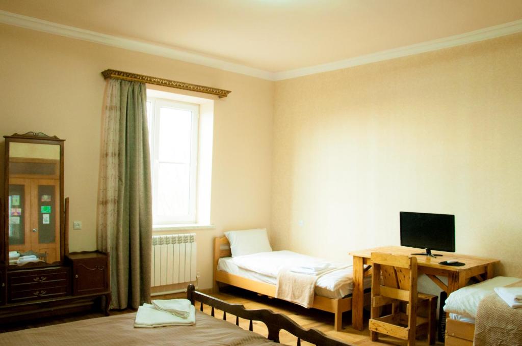 Azhdahak B&B in Geghashen , Abovyan photo 3