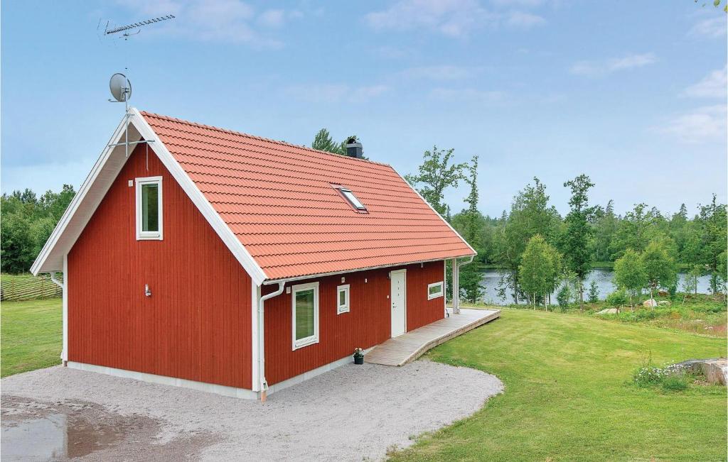 Nice Home In Holmsj With 3 Bedrooms And Wifi