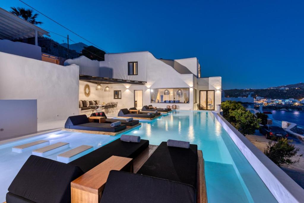 Exquisite Mykonos Villa - Villa Hephaestus I - 5 Bedroom - Infinity Pool - Outdoor Jacuzzi - Psarou