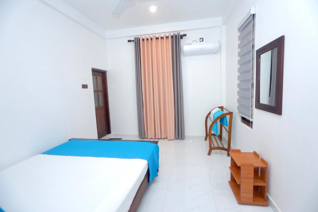 Hide Hiriketiya Villa photo 1