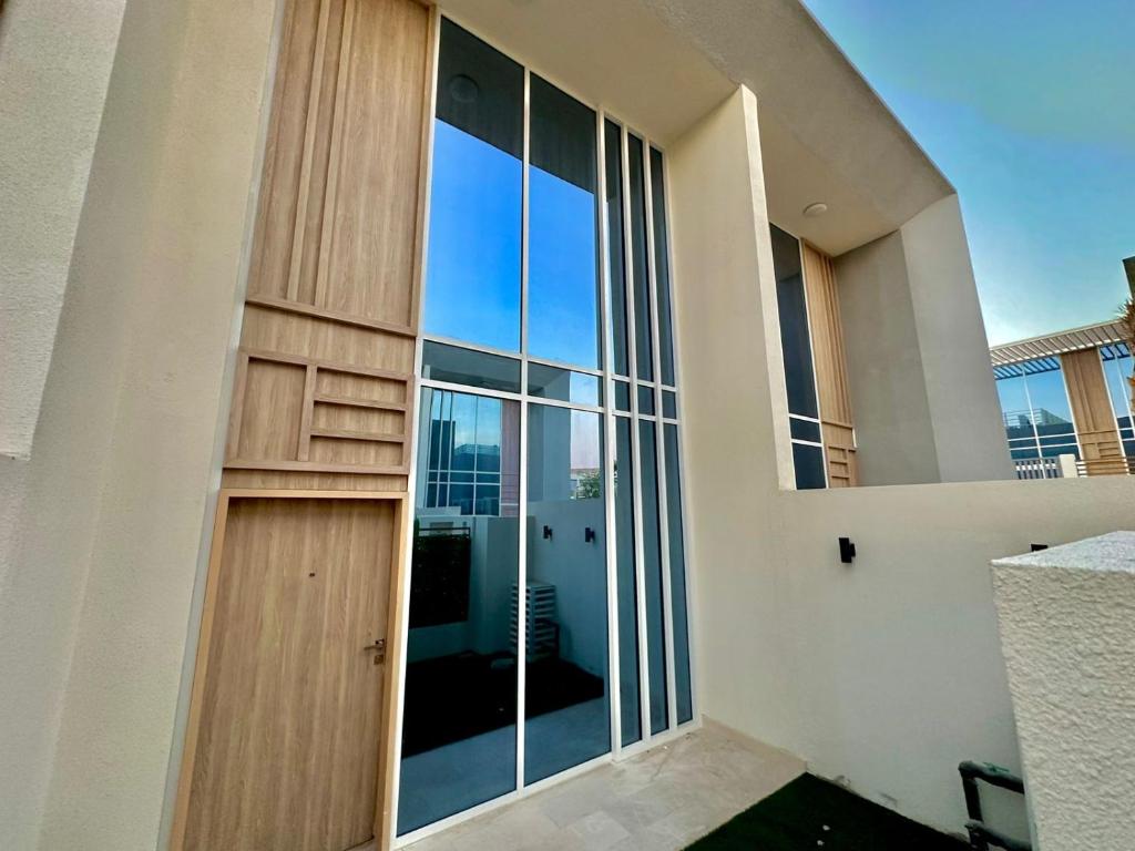 Rukan 3 FULLY FURNISHED VILLA in DUBAI photo 4