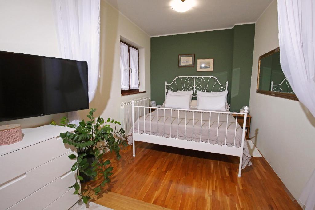 Apartments Paola photo 4