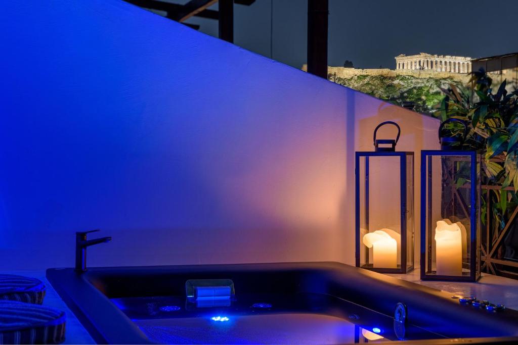Penthouse W/ View & Plunge Pool