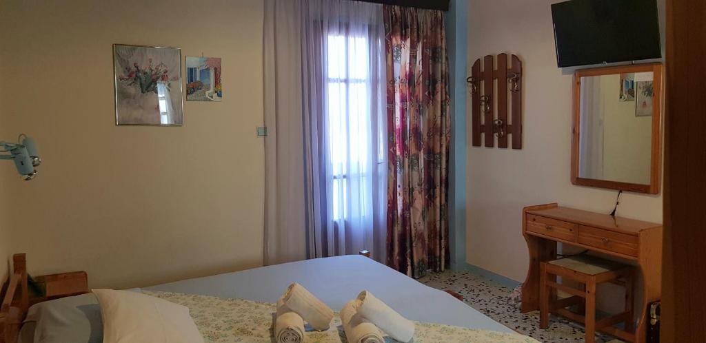 Iasonas Rooms photo 4
